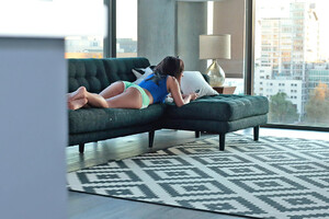 Sis Loves Me - My Personal Stripper