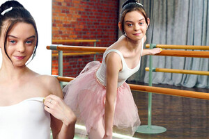 Club SweetHearts - Graceful but naughty ballerina