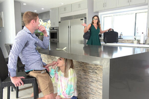 My Pervy Family - Stop Stepsis, Mom is Right There!