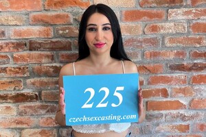 Czech Sex Casting - Hairy milf from France is trying new agency