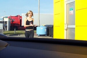 Czech Hitchhikers - Gas station quick fuck