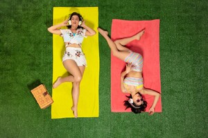 Twistys - Hers & Hers Picnic